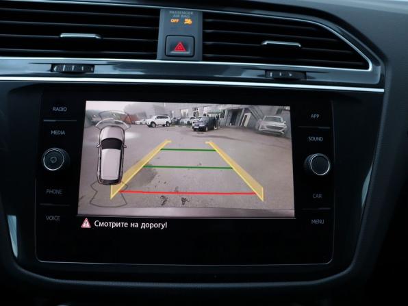 Volkswagen Tiguan II с пробегом 2019 года, цена 1 940 000 рублей, 121460 км, внедорожник, Автокод Объявления