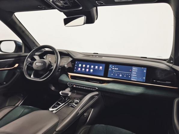 Geely Monjaro I с пробегом 2024 года, цена 3 300 000 рублей, 49283 км, внедорожник, Автокод Объявления