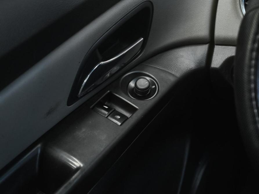 Chevrolet Cruze I Рестайлинг Челябинск  - изображение 19