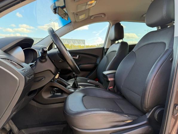 Hyundai ix35 I Рестайлинг с пробегом 2013 года, цена 1 095 000 рублей, 226000 км, внедорожник, Автокод Объявления