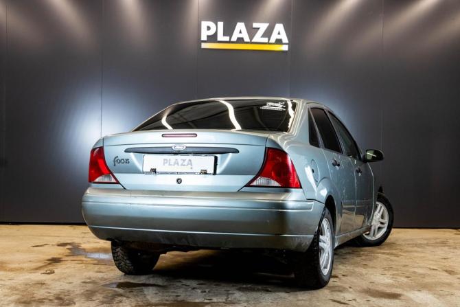 Ford Focus I (North America) с пробегом 2003 года, цена 279 000 рублей, 213005 км, седан, Автокод Объявления