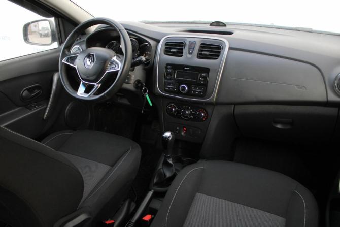 Renault Sandero II Рестайлинг с пробегом 2018 года, цена 925 000 рублей, 167000 км, хэтчбек, Автокод Объявления