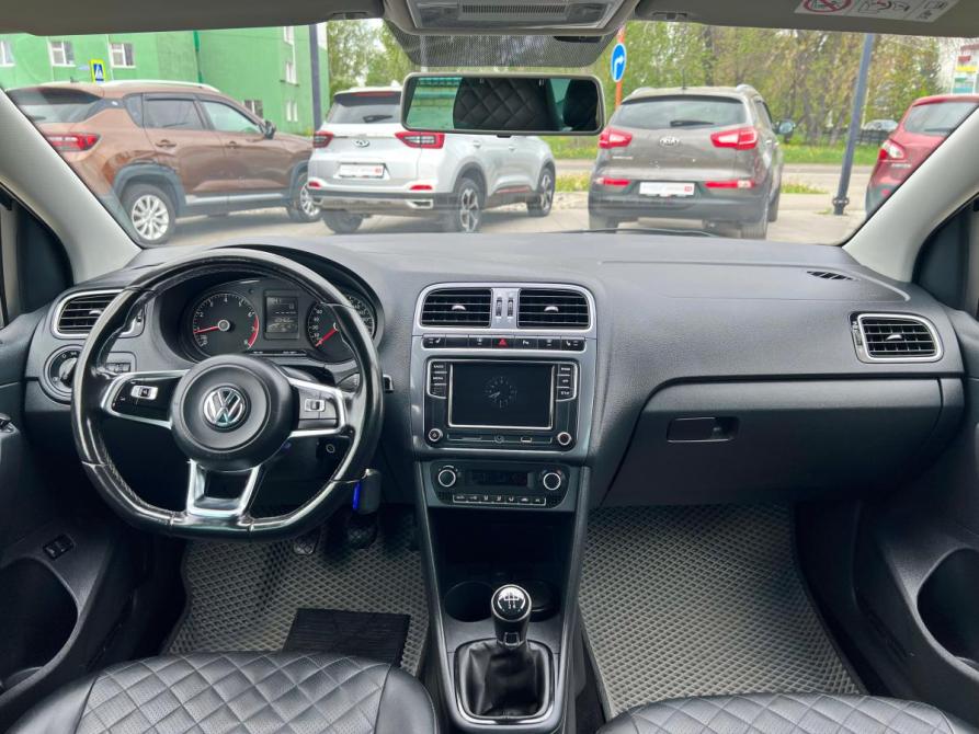 Volkswagen Polo V Рестайлинг Стерлитамак  - изображение 15