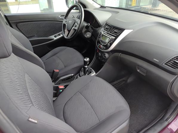Hyundai Solaris I с пробегом 2011 года, цена 560 000 рублей, 189500 км, седан, Автокод Объявления