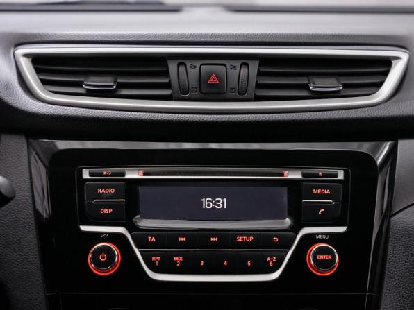Nissan Qashqai II с пробегом 2017 года, цена 1 532 000 рублей, 165000 км, внедорожник, Автокод Объявления