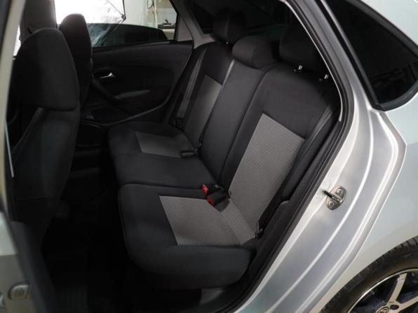 Volkswagen Polo V с пробегом 2014 года, цена 1 059 000 рублей, 98433 км, седан, Автокод Объявления
