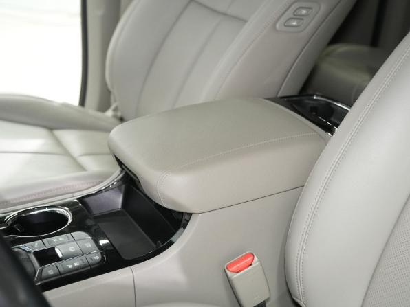 Kia Carnival III с пробегом 2019 года, цена 2 960 000 рублей, 46000 км, минивэн, Автокод Объявления