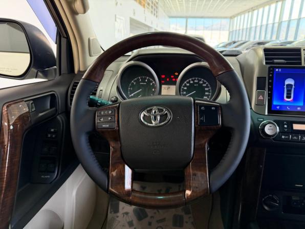 Toyota Land Cruiser Prado 150 Series с пробегом 2010 года, цена 2 900 000 рублей, 148800 км, внедорожник, Автокод Объявления