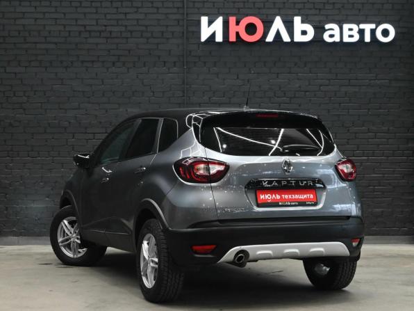 Renault Kaptur I с пробегом 2019 года, цена 1 648 000 рублей, 99983 км, внедорожник, Автокод Объявления