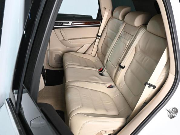 Volkswagen Touareg II с пробегом 2012 года, цена 2 375 000 рублей, 163954 км, внедорожник, Автокод Объявления