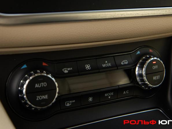 Mercedes-Benz GLA I (X156) Рестайлинг с пробегом 2019 года, цена 2 588 000 рублей, 72610 км, внедорожник, Автокод Объявления