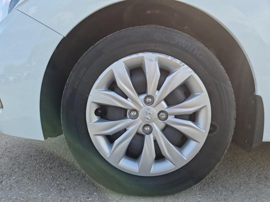 Hyundai Solaris II Саратов  - изображение 9