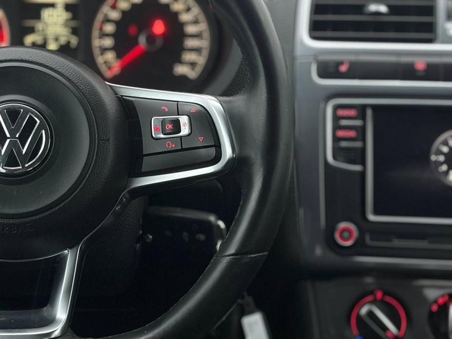 Volkswagen Polo V Рестайлинг Екатеринбург  - изображение 28