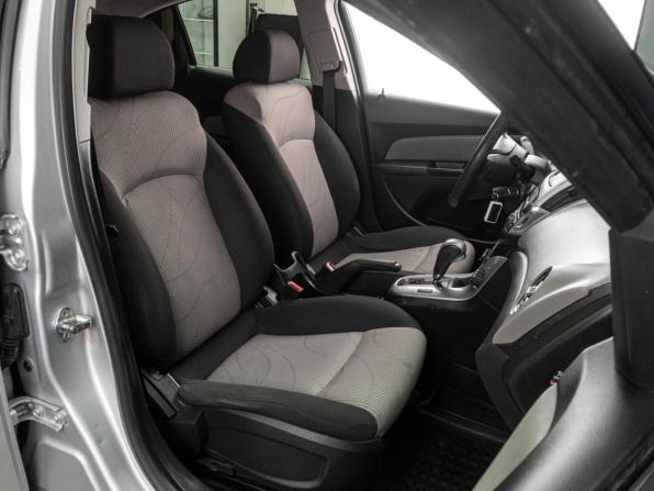 Chevrolet Cruze I Рестайлинг с пробегом 2013 года, цена 669 000 рублей, 224121 км, седан, Автокод Объявления