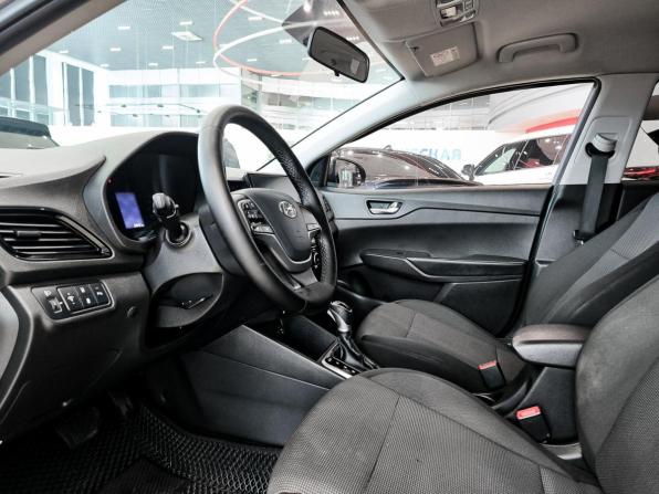 Hyundai Solaris II Рестайлинг с пробегом 2021 года, цена 1 399 000 рублей, 159429 км, седан, Автокод Объявления