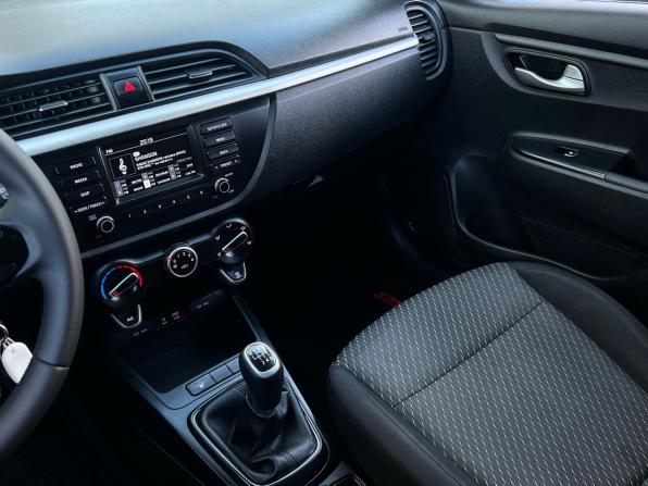 Kia Rio IV с пробегом 2018 года, цена 1 048 000 рублей, 135377 км, хэтчбек, Автокод Объявления