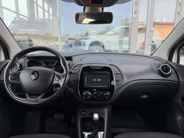Renault Kaptur I с пробегом 2017 года, цена 1 490 000 рублей, 112170 км, внедорожник, Автокод Объявления