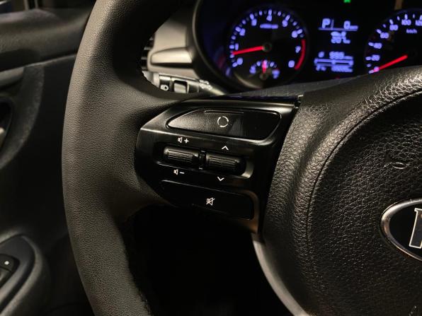 Kia Rio IV с пробегом 2019 года, цена 1 379 000 рублей, 139219 км, седан, Автокод Объявления