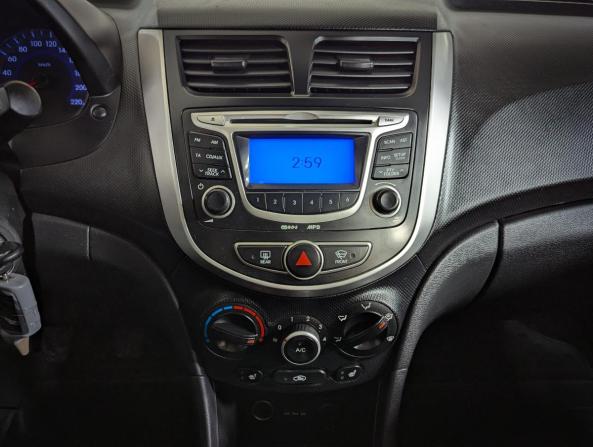 Hyundai Solaris I с пробегом 2011 года, цена 689 900 рублей, 184000 км, седан, Автокод Объявления