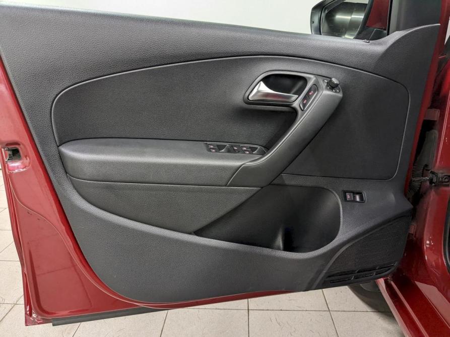 Volkswagen Polo V Рестайлинг Москва  - изображение 11