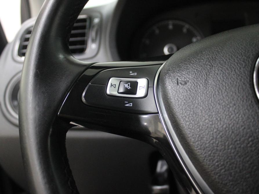 Volkswagen Polo V Рестайлинг Старый Оскол  - изображение 14