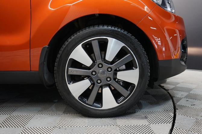 Kia Soul II Рестайлинг с пробегом 2017 года, цена 1 532 000 рублей, 157000 км, хэтчбек, Автокод Объявления
