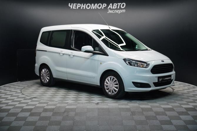 Ford Tourneo Courier I с пробегом 2017 года, цена 1 555 000 рублей, 144000 км, минивэн, Автокод Объявления