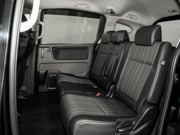 Honda Freed II с пробегом 2017 года, цена 1 449 500 рублей, 83268 км, компактвэн, Автокод Объявления