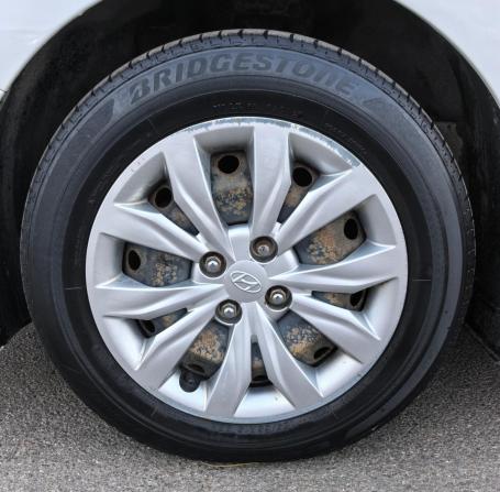 Hyundai Solaris II с пробегом 2017 года, цена 990 000 рублей, 170000 км, седан, Автокод Объявления