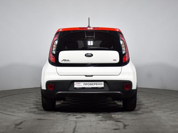 Kia Soul II Рестайлинг с пробегом 2018 года, цена 1 449 000 рублей, 89200 км, хэтчбек, Автокод Объявления