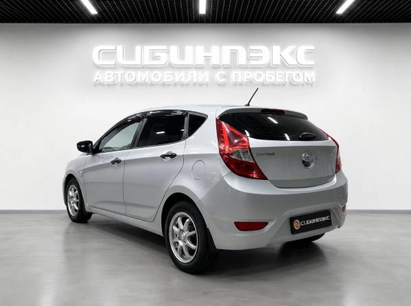 Hyundai Solaris I с пробегом 2012 года, цена 700 000 рублей, 183000 км, хэтчбек, Автокод Объявления