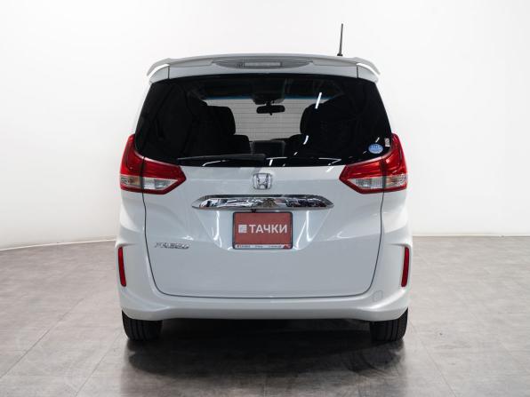 Honda Freed II с пробегом 2018 года, цена 1 415 000 рублей, 130210 км, компактвэн, Автокод Объявления