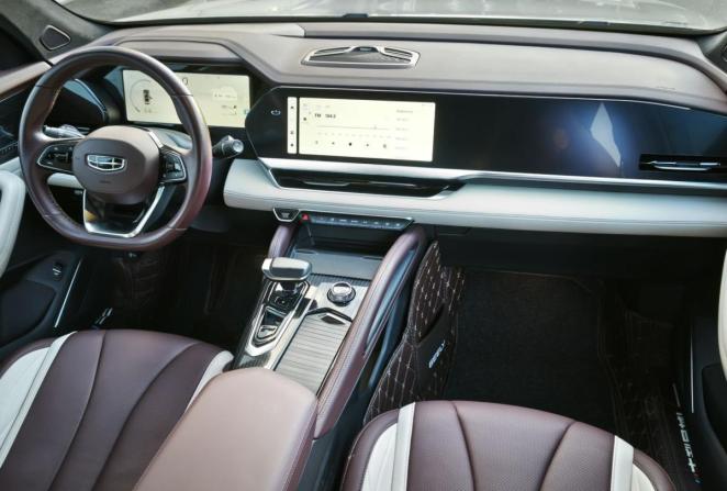 Geely Monjaro I с пробегом 2022 года, цена 3 099 000 рублей, 62190 км, внедорожник, Автокод Объявления
