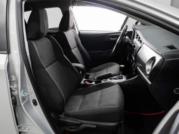 Toyota Auris II с пробегом 2013 года, цена 1 150 000 рублей, 177714 км, хэтчбек, Автокод Объявления