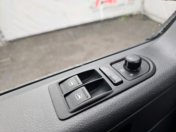 Volkswagen Caravelle T5 Рестайлинг с пробегом 2011 года, цена 2 569 000 рублей, 122960 км, минивэн, Автокод Объявления