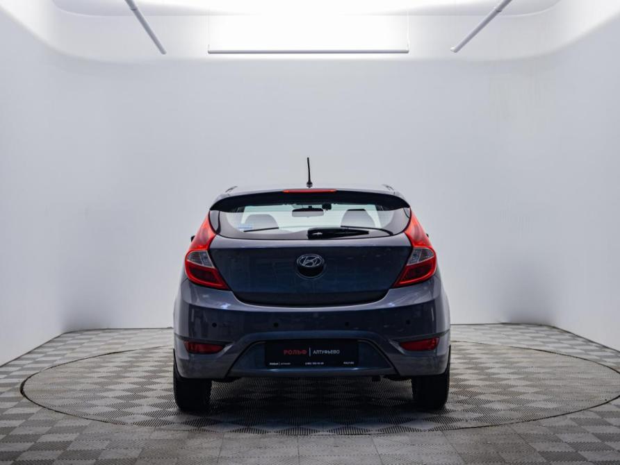 Hyundai Solaris I Москва  - изображение 6
