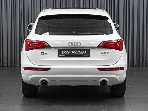Audi Q5 I (8R) с пробегом 2010 года, цена 1 090 000 рублей, 217189 км, внедорожник, Автокод Объявления