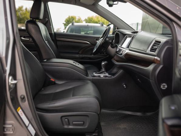 Toyota Highlander III (XU50) с пробегом 2015 года, цена 2 800 000 рублей, 214021 км, внедорожник, Автокод Объявления