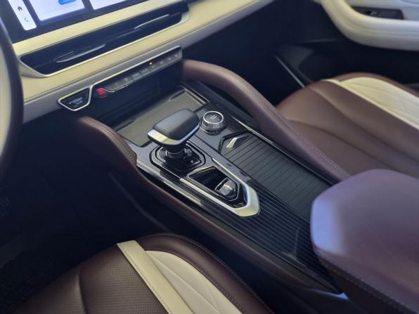 Geely Monjaro I с пробегом 2023 года, цена 2 720 000 рублей, 100000 км, внедорожник, Автокод Объявления