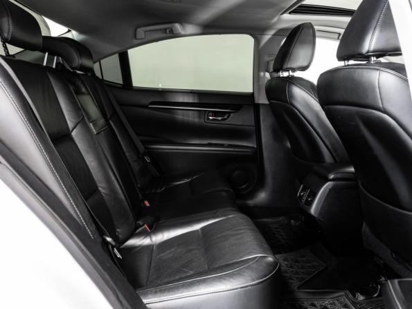 Lexus ES VI с пробегом 2013 года, цена 1 275 000 рублей, 351913 км, седан, Автокод Объявления