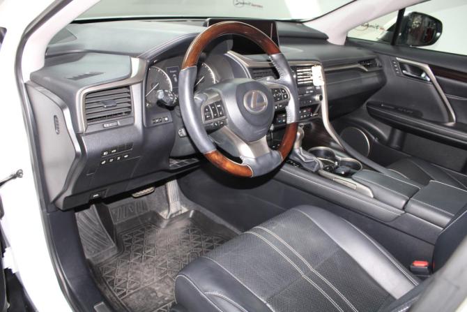 Lexus RX IV с пробегом 2017 года, цена 4 250 000 рублей, 140220 км, внедорожник, Автокод Объявления