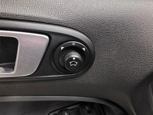 Ford EcoSport II с пробегом 2015 года, цена 750 000 рублей, 200115 км, внедорожник, Автокод Объявления