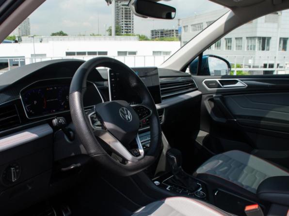 Volkswagen Tiguan II Рестайлинг (China Market) с пробегом 2023 года, цена 4 148 000 рублей, 36000 км, внедорожник, Автокод Объявления