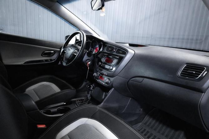 Kia Ceed II с пробегом 2013 года, цена 1 050 000 рублей, 184625 км, хэтчбек, Автокод Объявления