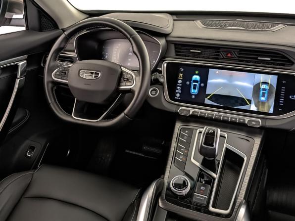 Geely Atlas Pro с пробегом 2023 года, цена 2 250 000 рублей, 27206 км, внедорожник, Автокод Объявления
