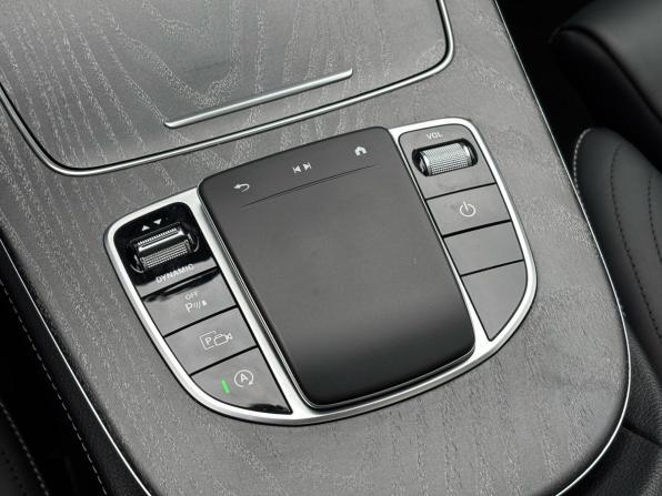 Mercedes-Benz E-Класс V (W213 S213 C238) Рестайлинг с пробегом 2020 года, цена 5 215 000 рублей, 69950 км, седан, Автокод Объявления