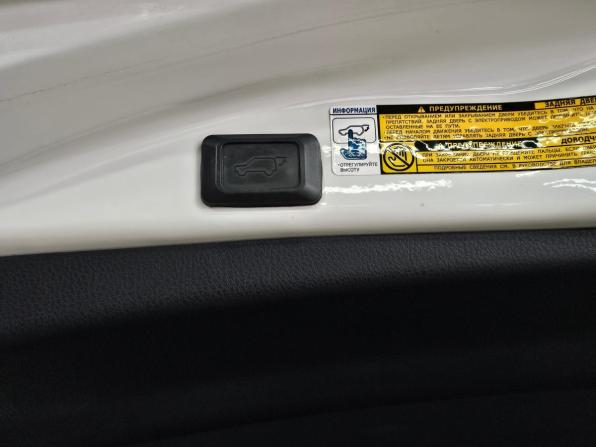 Toyota RAV4 IV (XA40) с пробегом 2013 года, цена 1 975 000 рублей, 127880 км, внедорожник, Автокод Объявления