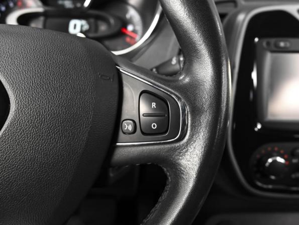 Renault Kaptur I с пробегом 2017 года, цена 1 290 000 рублей, 141303 км, внедорожник, Автокод Объявления