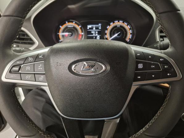 Lada (ВАЗ) Vesta I Рестайлинг (NG) с пробегом 2024 года, цена 1 325 000 рублей, 18334 км, седан, Автокод Объявления