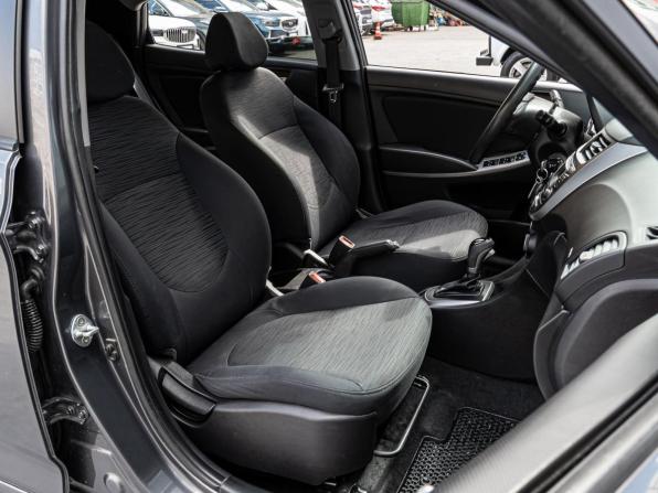 Hyundai Solaris I Рестайлинг с пробегом 2015 года, цена 1 099 000 рублей, 154950 км, седан, Автокод Объявления